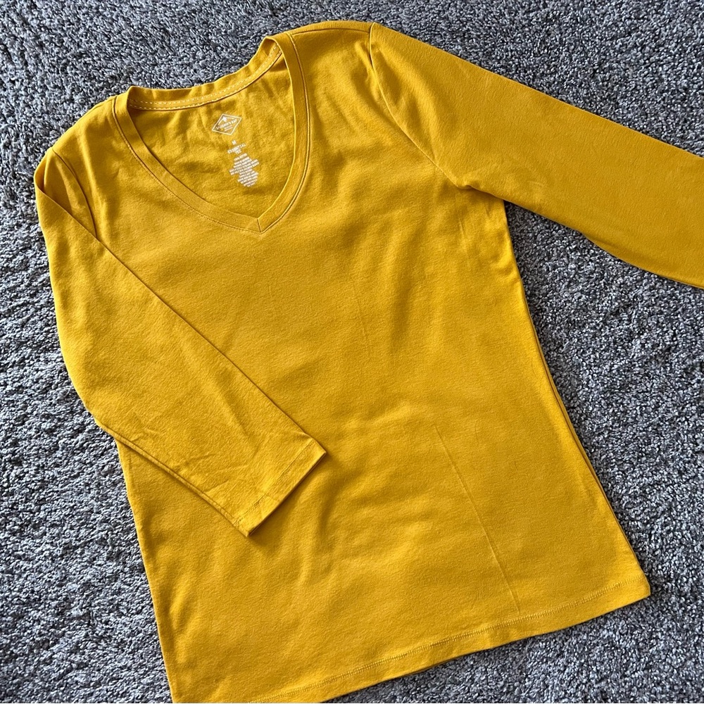 Women’s knit shirt. St. John’s Bay sized M. Color: Marigold